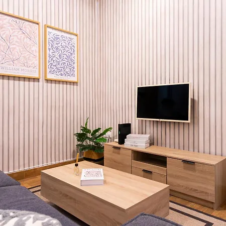 Alohamundi Bailen Daire Sevilla